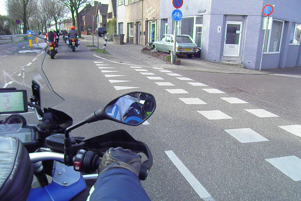 Motorrijbewijspoint Zutphen theorie cursus online